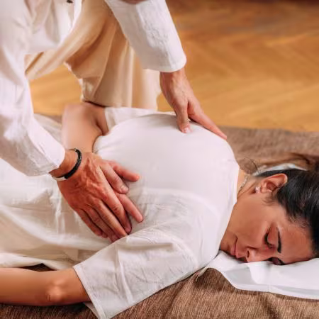 Shiatsu massage therapy in Dubai